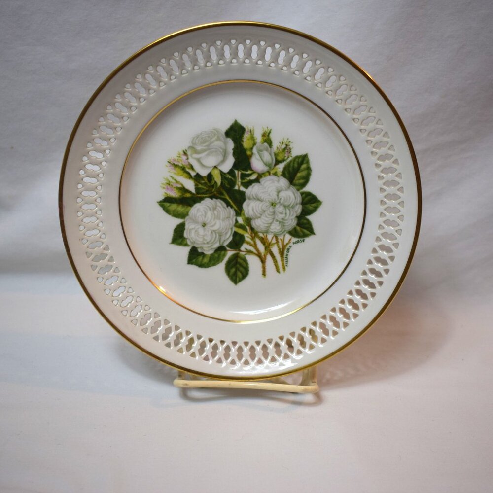 Vintage 1979 Danbury Mint 12 Roses Plate Mademoiselle Hardy
